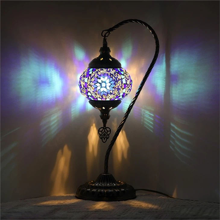 Swan Neck Lamp